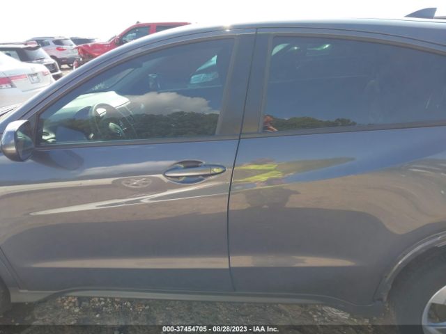 3CZRU6H31NM702291 Honda HR-V LX