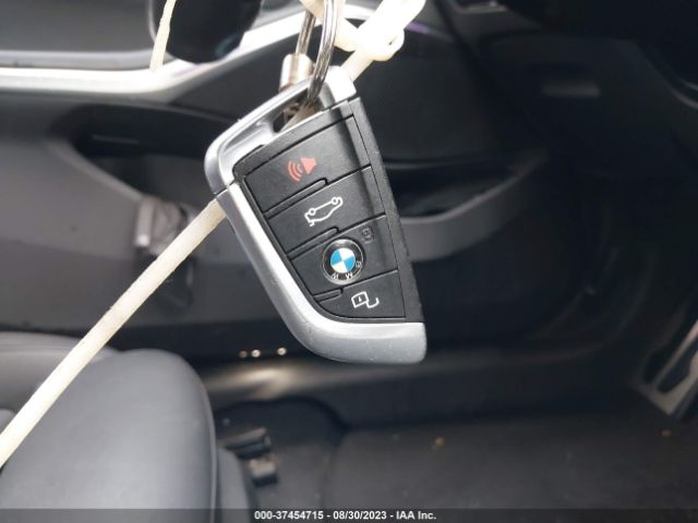 WBA5R1C5XKAK13010 BMW 330I