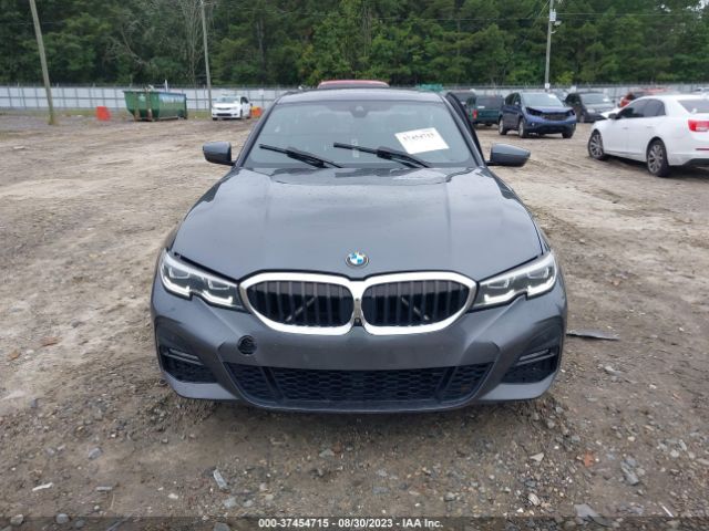 WBA5R1C5XKAK13010 BMW 330I