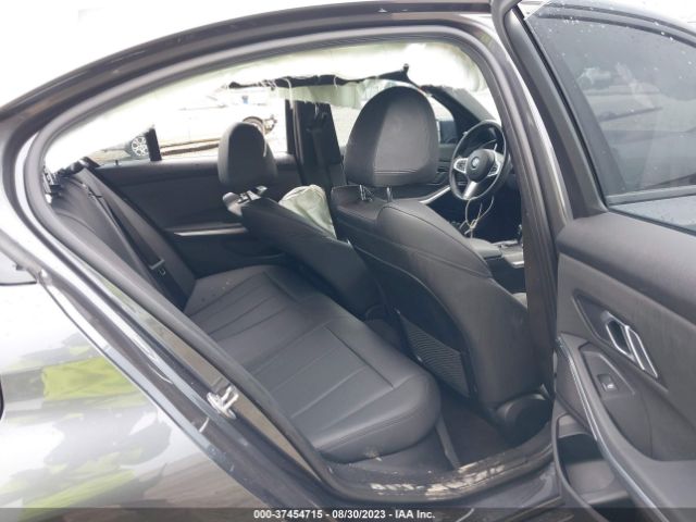 WBA5R1C5XKAK13010 BMW 330I