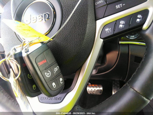 1C4RJFCG8GC489675 Jeep Grand Cherokee High Altitude