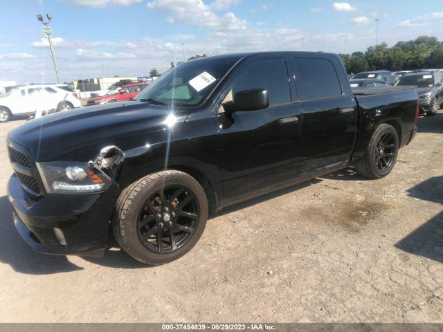 2014 RAM 1500 EXPRESS VIN: 1C6RR6KTXES135027