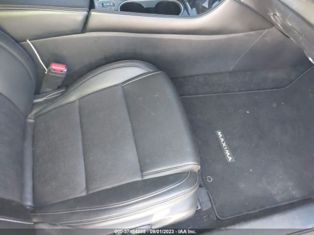 1N4AA6AV5KC364078 Nissan MAXIMA SL
