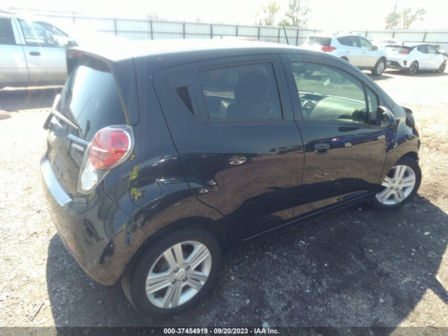 Chevrolet Spark Lt 2014 KL8CD6S9XEC542009 Image 4