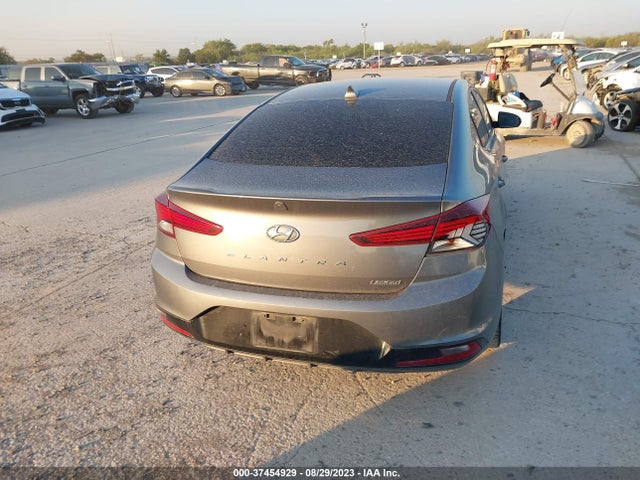 Hyundai Elantra Limited 2020 5NPD84LF2LH527675 Image 16