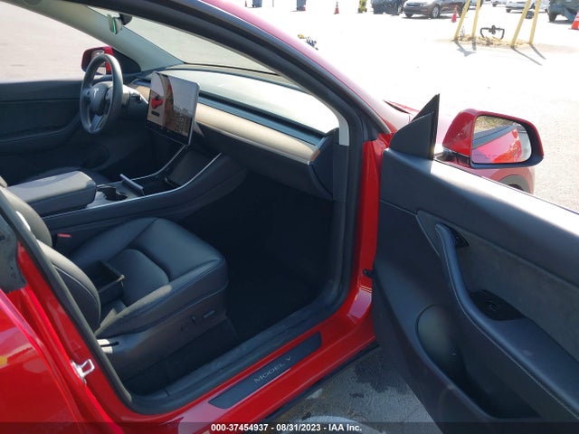 5YJYGDEE3LF020016 Tesla Model Y Long Range