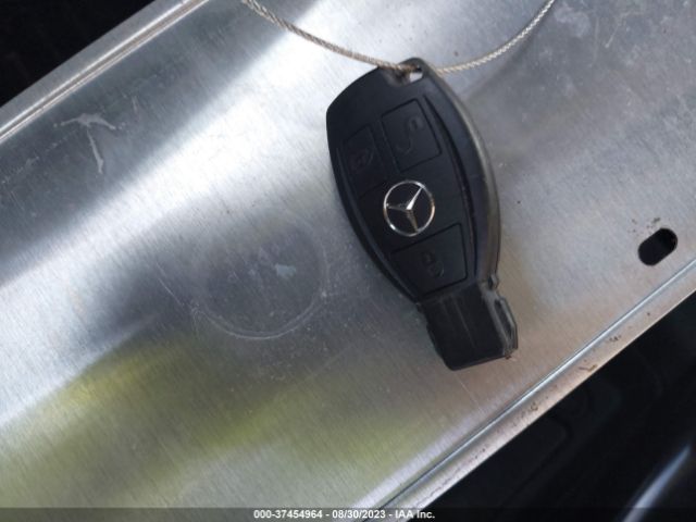 W1WV0FEY4L3754808 Mercedes-Benz METRIS PASSENGER VAN
