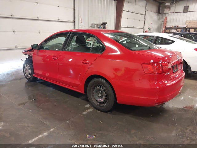 3VW2K7AJ2EM432318 Volkswagen Jetta Sedan S