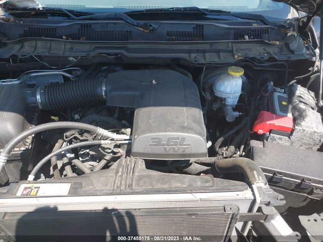 1C6RR6KG8JS304734 RAM 1500 Express
