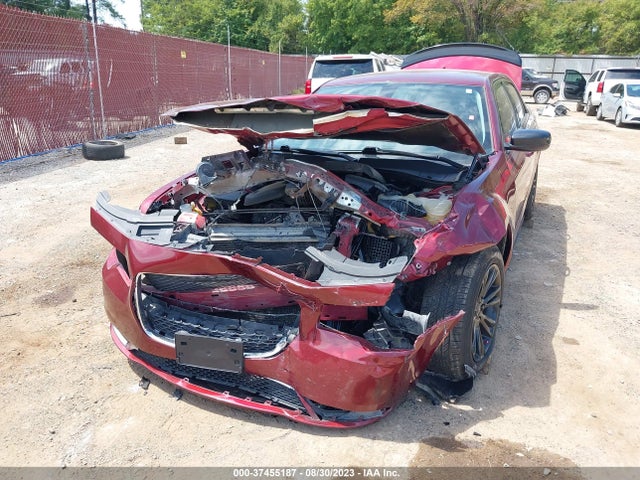 Chrysler 300 Touring 2018 2C3CCAAG4JH342560 Image 6