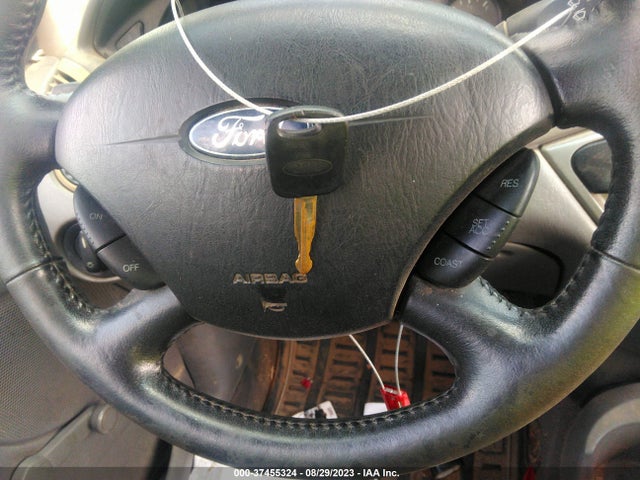 2003 FORD FOCUS ZX3 VIN: 3FAFP31353R125277