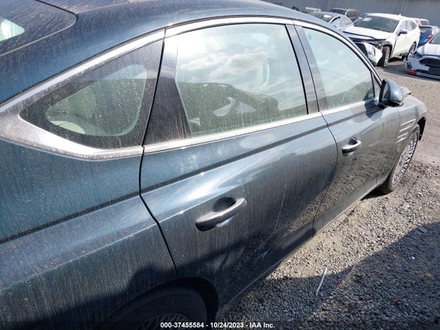 Genesis G80 2.5t 2022 KMTGB4SC7NU095696 Image 13