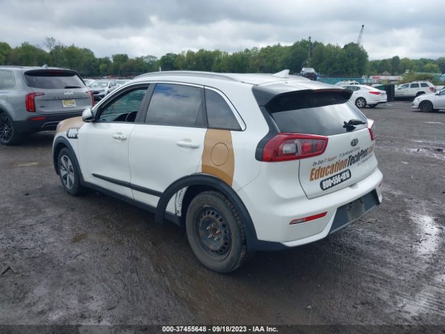 KNDCC3LC7H5071674 KIA NIRO EX