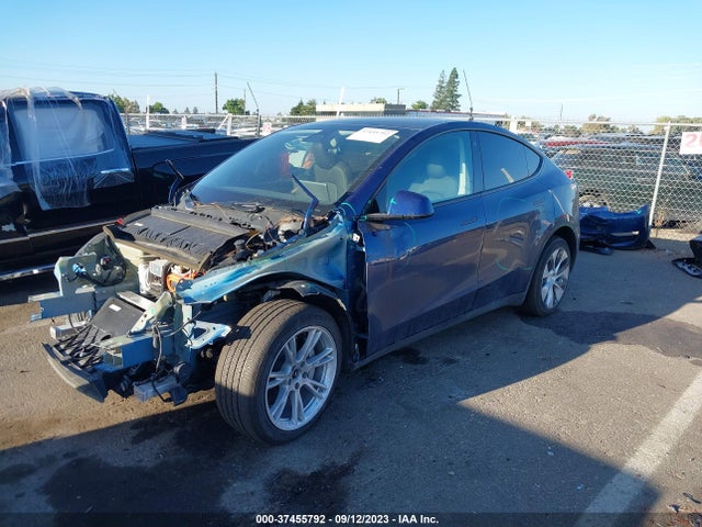 7SAYGDEE8PF609183 Tesla Model Y Long Range