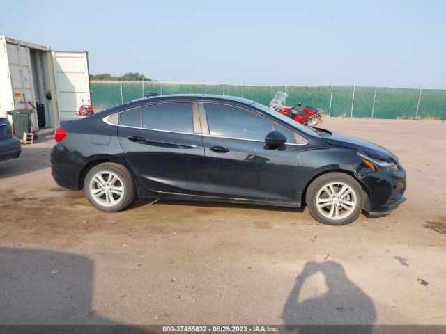 1G1BE5SM9H7182834 Chevrolet Cruze Lt Auto