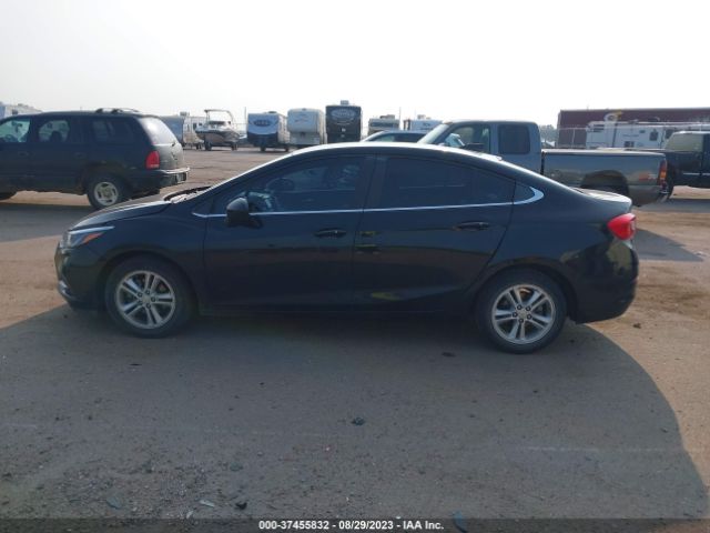 1G1BE5SM9H7182834 Chevrolet Cruze Lt Auto