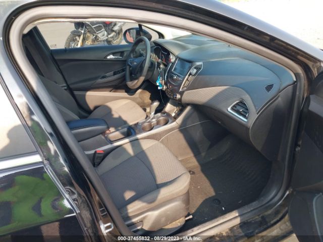 1G1BE5SM9H7182834 Chevrolet Cruze Lt Auto