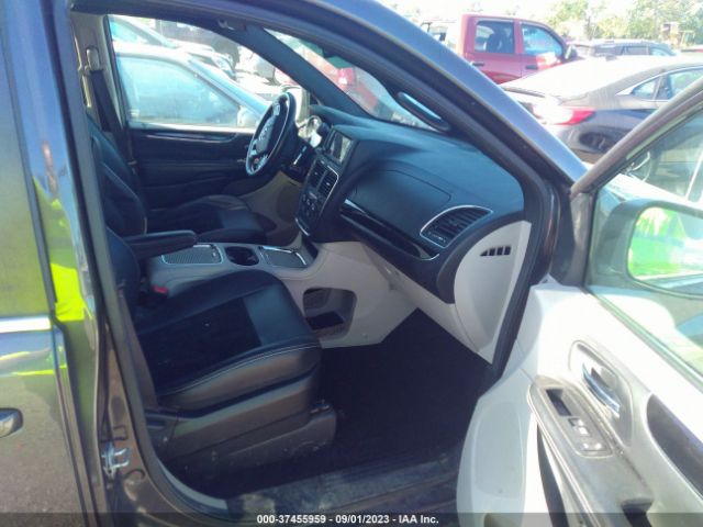 2C4RDGCG9FR738794 Dodge Grand Caravan Sxt Plus
