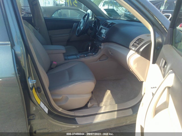 2009 TOYOTA HIGHLANDER SPORT VIN: JTEES43AX92118498
