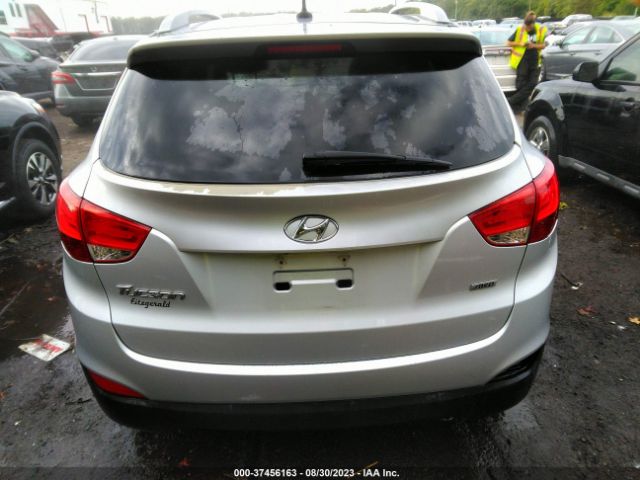 KM8JUCAG2FU955398 Hyundai TUCSON SE