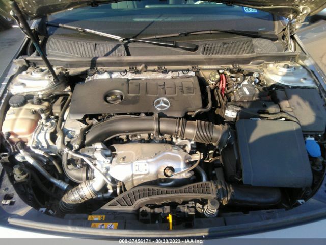 WDD3G4EB7KW027499 Mercedes-Benz A-class A 220