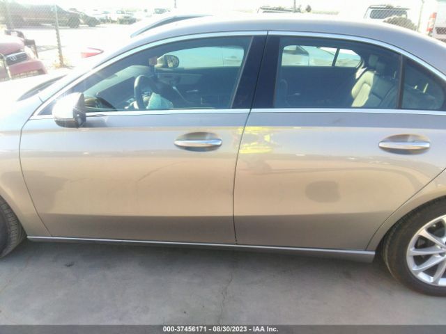 WDD3G4EB7KW027499 Mercedes-Benz A-class A 220