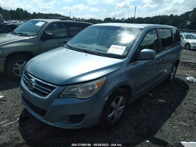 2010 VOLKSWAGEN ROUTAN SE VIN: 2V4RW3D13AR202676
