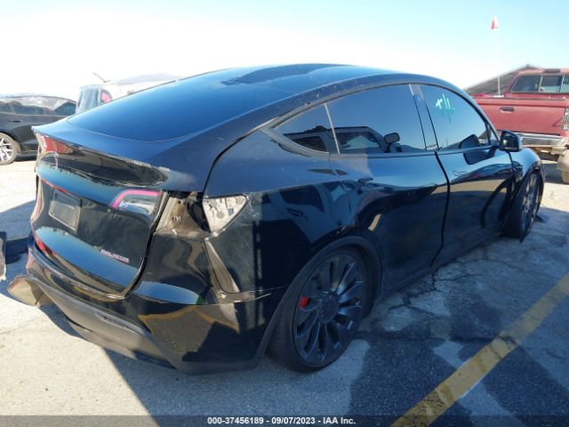 7SAYGDEF8PF745841 Tesla Model Y Performance