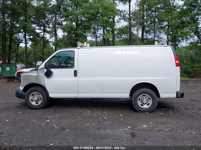 2015 CHEVROLET EXPRESS CARGO VAN VIN: 1GCWGFCF8F1157349