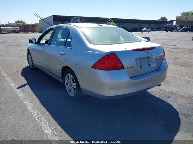 2006 HONDA ACCORD SDN EX-L VIN: 1HGCM56826A108569
