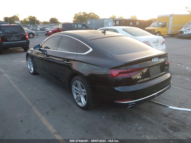 WAUANCF5XKA058413 Audi A5 Sportback Premium