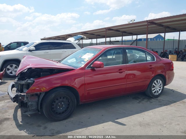 2008 KIA OPTIMA LX VIN: KNAGE123185177374