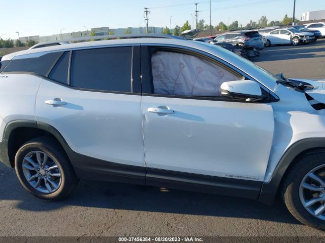 3GKALVEV4NL114319 GMC Terrain Slt