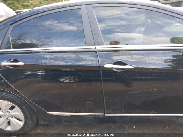 Hyundai SONATA HYBRID 2015 KMHEC4A44FA127645 Image 14