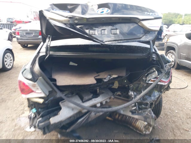 Hyundai SONATA HYBRID 2015 KMHEC4A44FA127645 Image 17