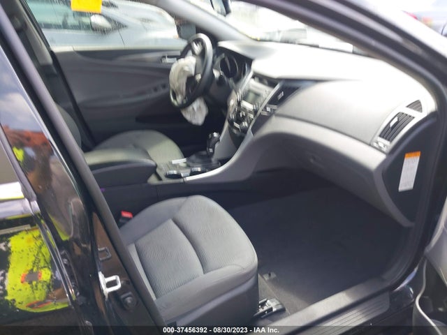 Hyundai SONATA HYBRID 2015 KMHEC4A44FA127645 Image 5