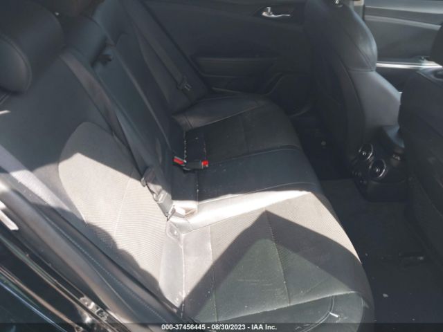 KNAE15LA1J6015428 KIA Stinger Base