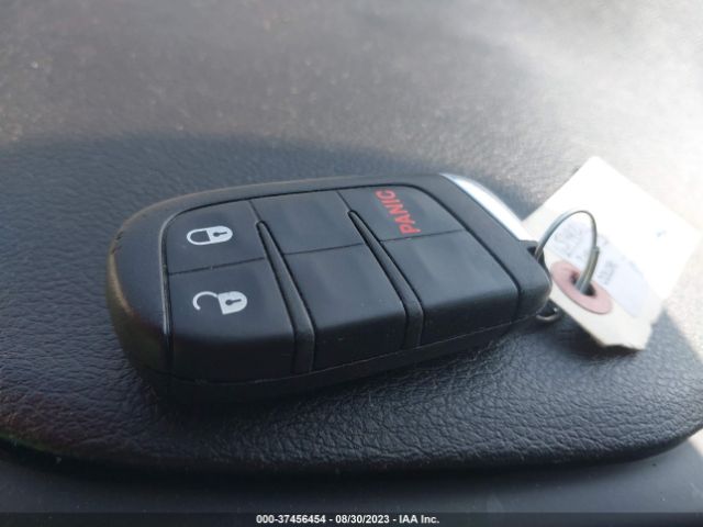 ZACNJBBB7LPL68880 Jeep Renegade Latitude