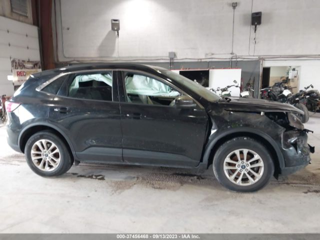 1FMCU9G66LUA82793 Ford ESCAPE SE