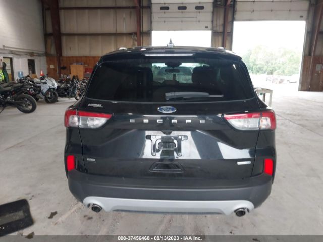 1FMCU9G66LUA82793 Ford ESCAPE SE