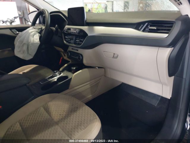 1FMCU9G66LUA82793 Ford ESCAPE SE
