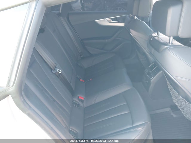 WAUDNCF57KA065641 Audi A5 Sportback Premium