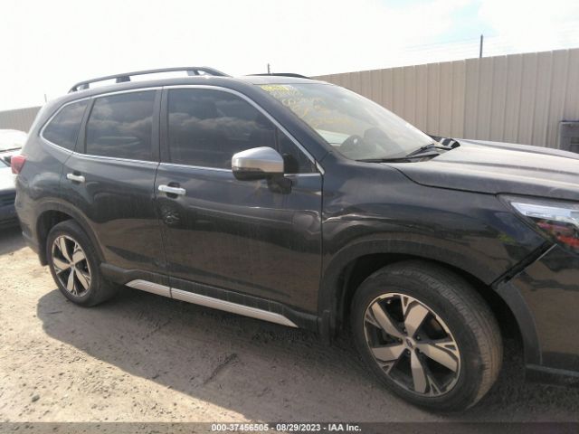 JF2SKAWC8KH576984 Subaru Forester Touring