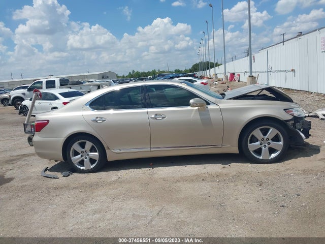 2012 LEXUS LS 460 VIN: JTHBL5EF4C5112820