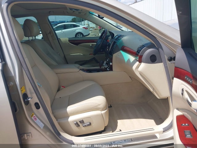 2012 LEXUS LS 460 VIN: JTHBL5EF4C5112820