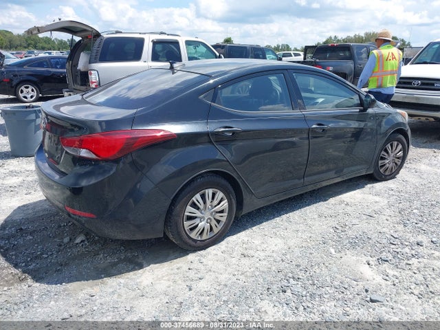 2016 HYUNDAI ELANTRA SE VIN: 5NPDH4AE7GH733400