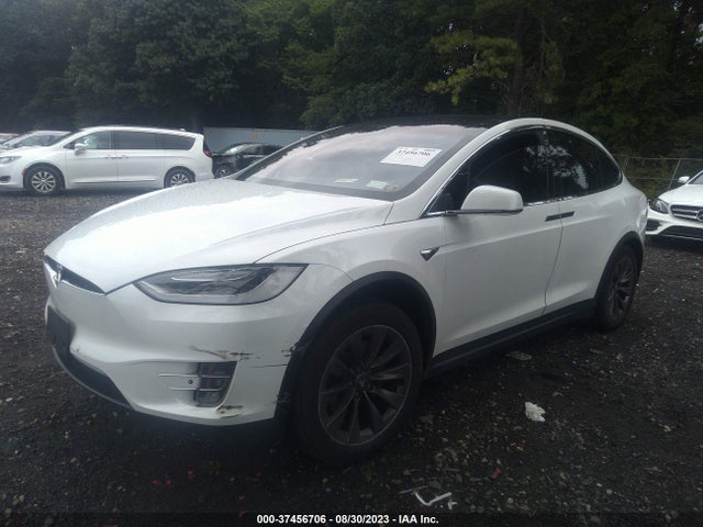 Tesla Model X 90d/75d/100d 2017 5YJXCBE28HF066644 Image 2