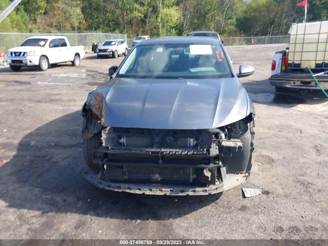 3VWN57BU8KM106547 Volkswagen JETTA S