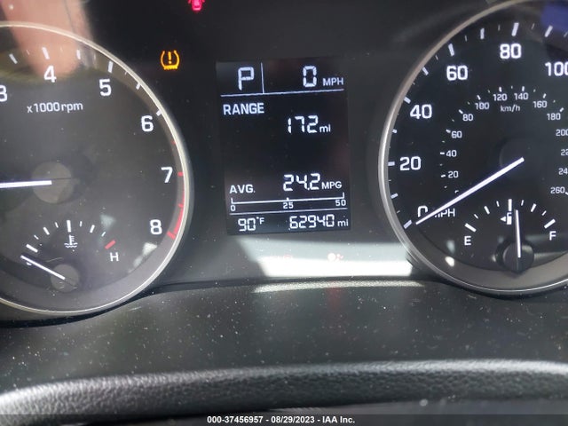 Hyundai ELANTRA SE 2018 5NPD74LF9JH384689 Image 15