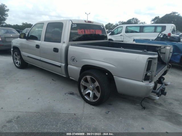 2005 GMC SIERRA 1500 SLE VIN: 2GTEC13T251110438